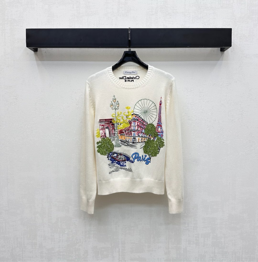 NO:500443,Dio*2025 new product is available on the shelves of round neck embroidered pullover sweater custom YB imported knitted material. High-quality texture, comfortable and soft. The neckline cuffs are designed with wide threads. They are designed with a combination of styling and layering. Decorated with large-area painting techniques. Outline the architectural style patterns of the Paris Tower. Engrave the alphabet slogan patterns to highlight the brand tone. The development of surface accessories. Round neck long-sleeved sweater tailoring. The artistic atmosphere of the upper body makes the style more pleasing and versatile. High-version, dior, sweaters, alexander wang19860909Dio*2025新品上架圆领刺绣套头毛衣定制YB进口针织材质 质感高级 舒适柔软 领口袖口以宽螺纹包边设计 与衣摆相互呼应 增添造型层次感 饰以大面积彩绘手法 勾勒巴黎铁塔建筑风格图案 点缀字母标语图案 彰显品牌调性 面辅料开发 圆领长袖毛衣剪裁 上身文艺氛围感 让风格更耐看百搭 高版本,,dior,sweaters,alexander wang,Women's clothing