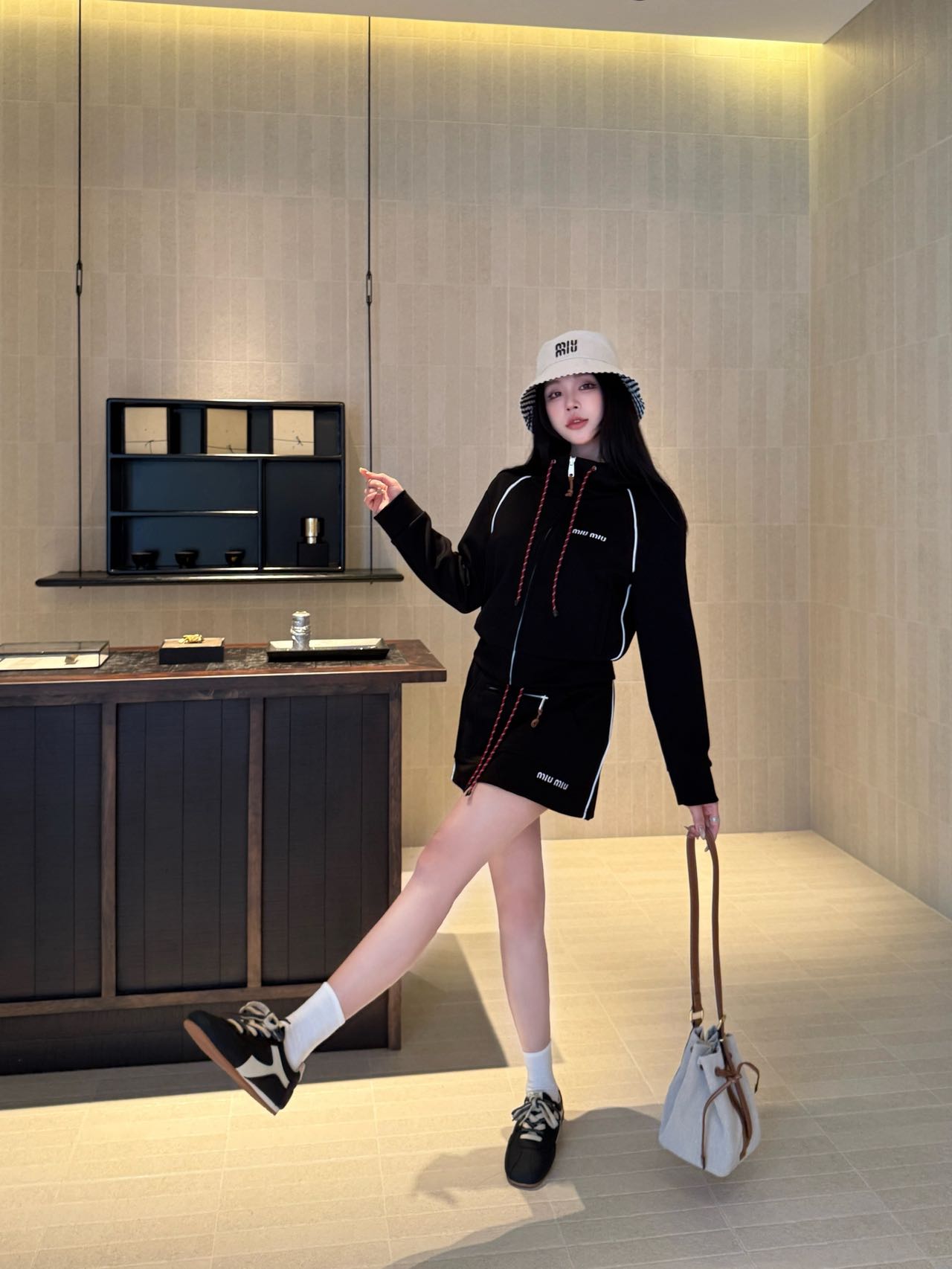 NO:505874,Model pictures, alexander wang19860909模特图,,alexander wang,Women's clothing