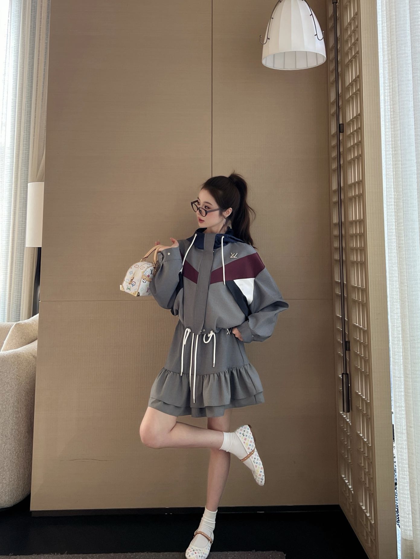 NO:693945,model pictures,,19860909模特图,,,Women's clothing