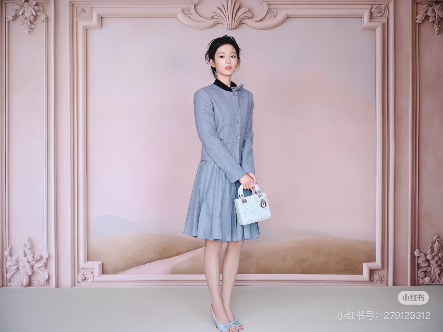 NO:697244,Same style as celebrities,,19860909明星同款,,,Women's clothing