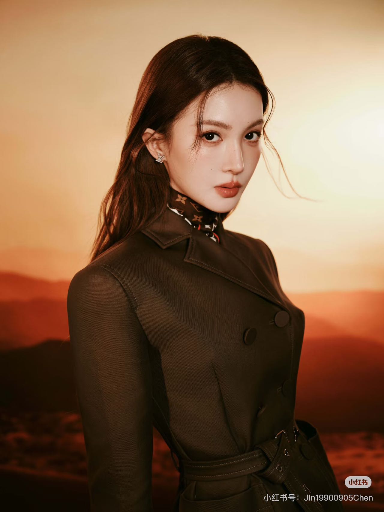 NO:708788,Same style as celebrities,,19860909明星同款,,,Women's clothing