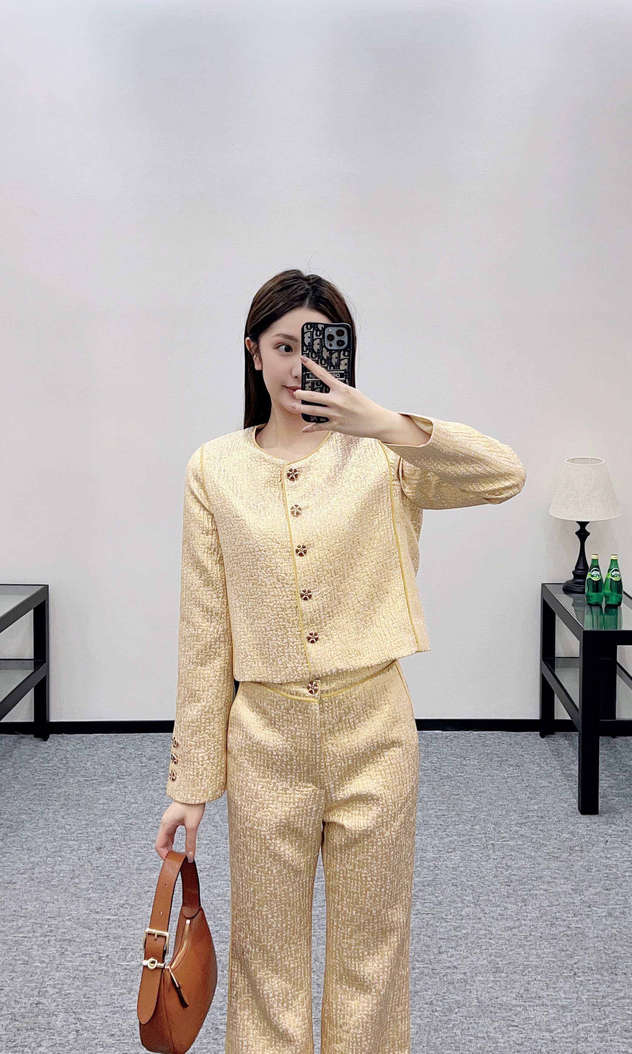 NO:716916,model pictures,,19860909模特图,,,Women's clothing