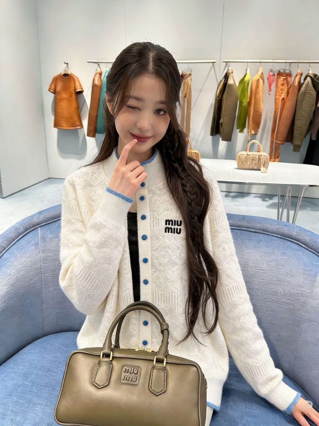 미우미우 여성 가디건 66221