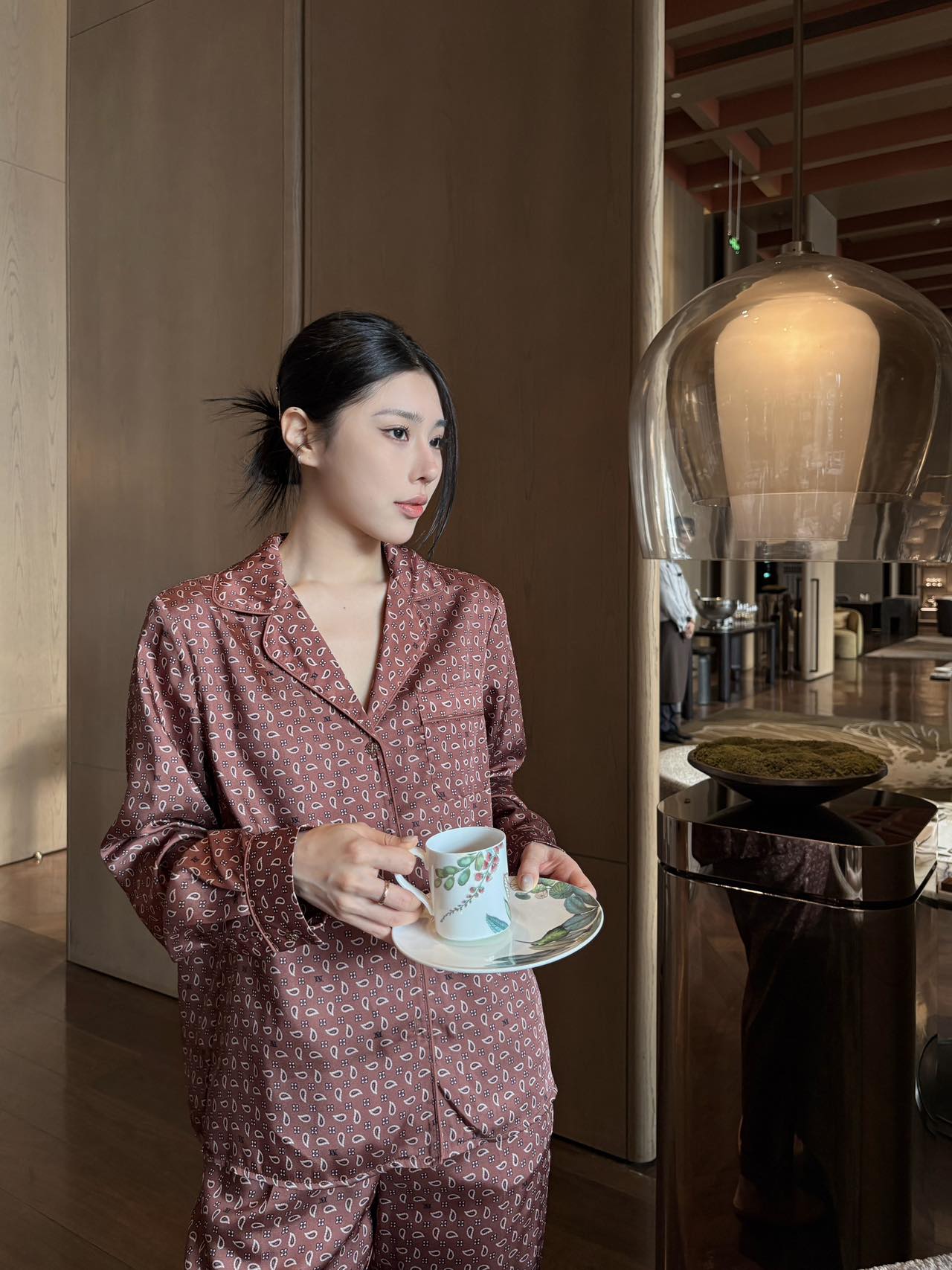 NO:739519,,,19860909,,,Women's clothing