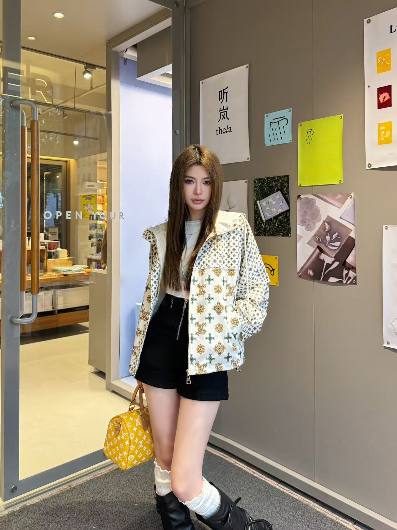 NO:739932,model pictures,,19860909模特图,,,Women's clothing