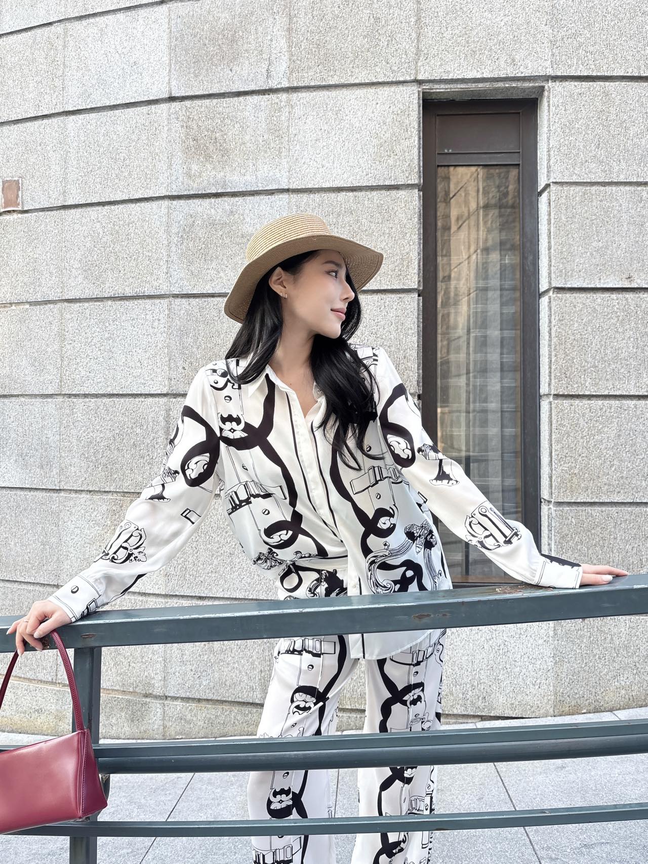 NO:739936,,,19860909,,,Women's clothing