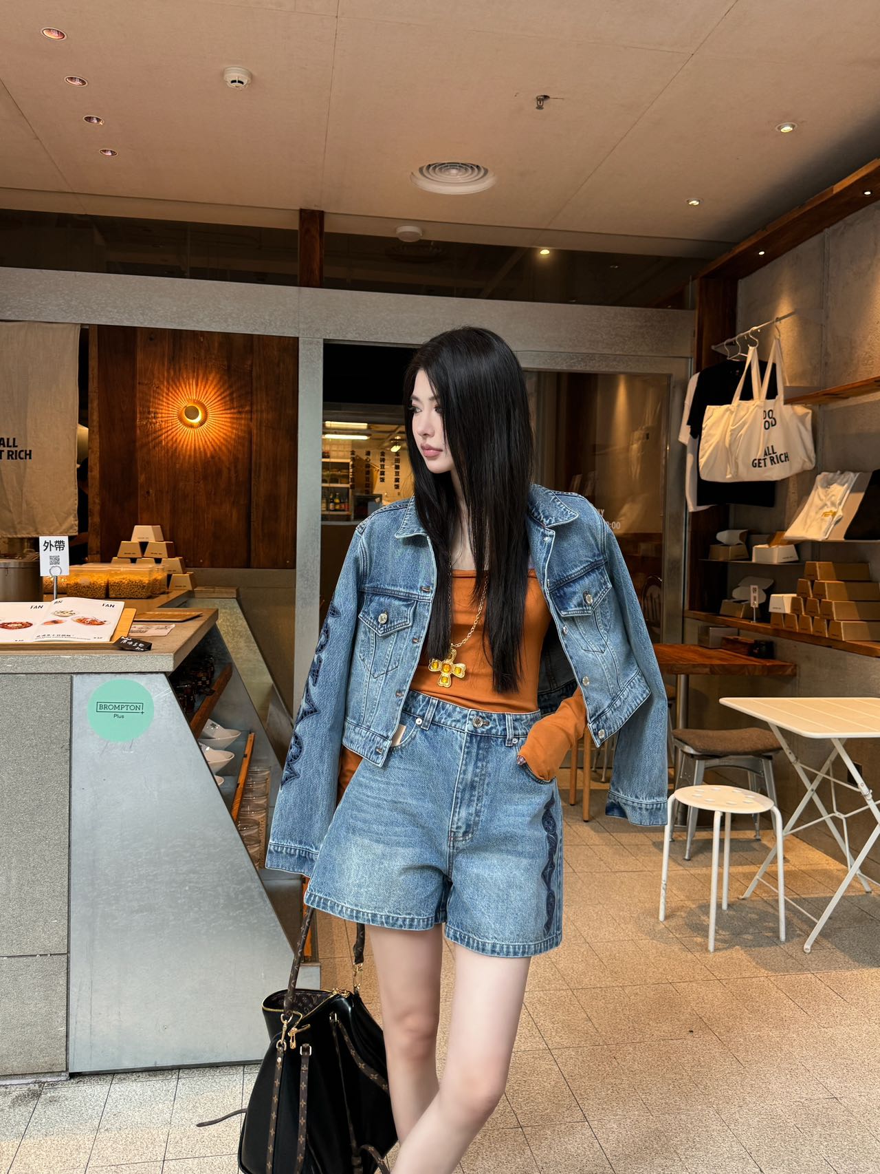 NO:749331,model pictures,,19860909模特图,,,Women's clothing