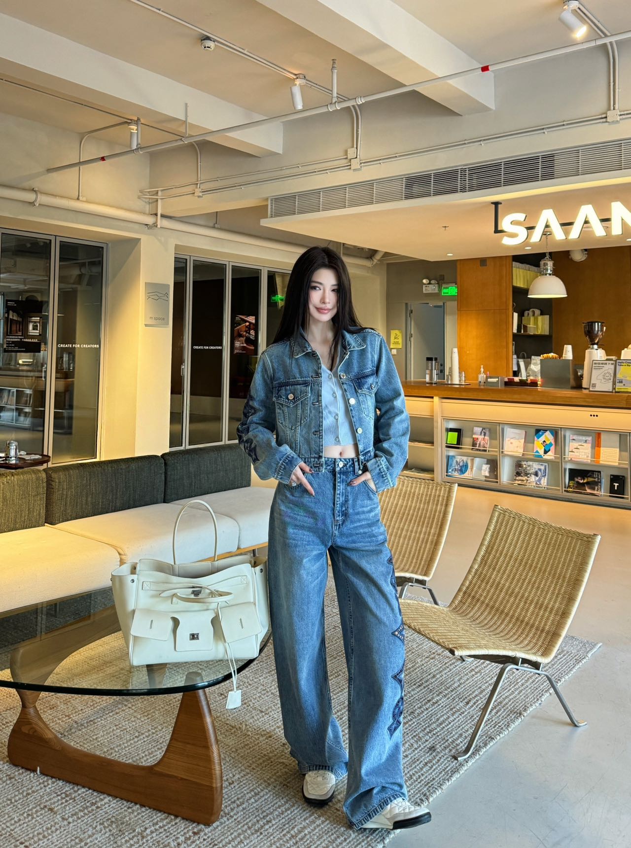 NO:749354,model pictures,,19860909模特图,,,Women's clothing