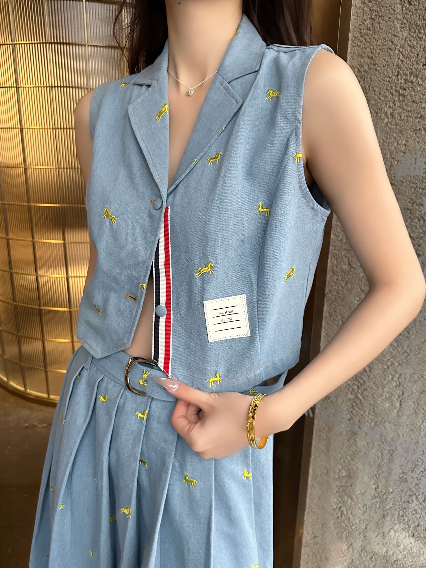 NO:752205,model pictures,,19860909模特图,,,Women's clothing