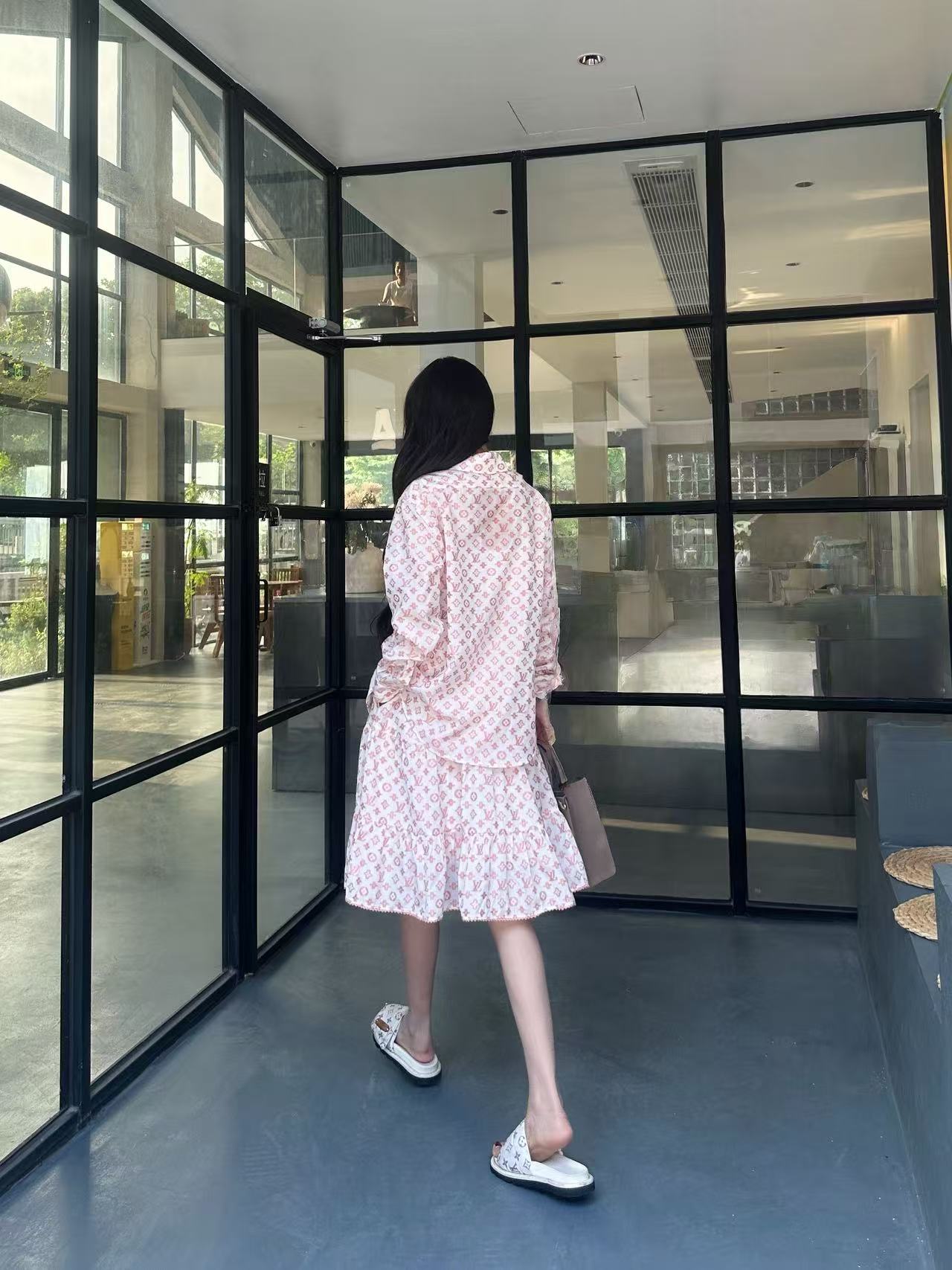 NO:752172,model pictures,,19860909模特图,,,Women's clothing