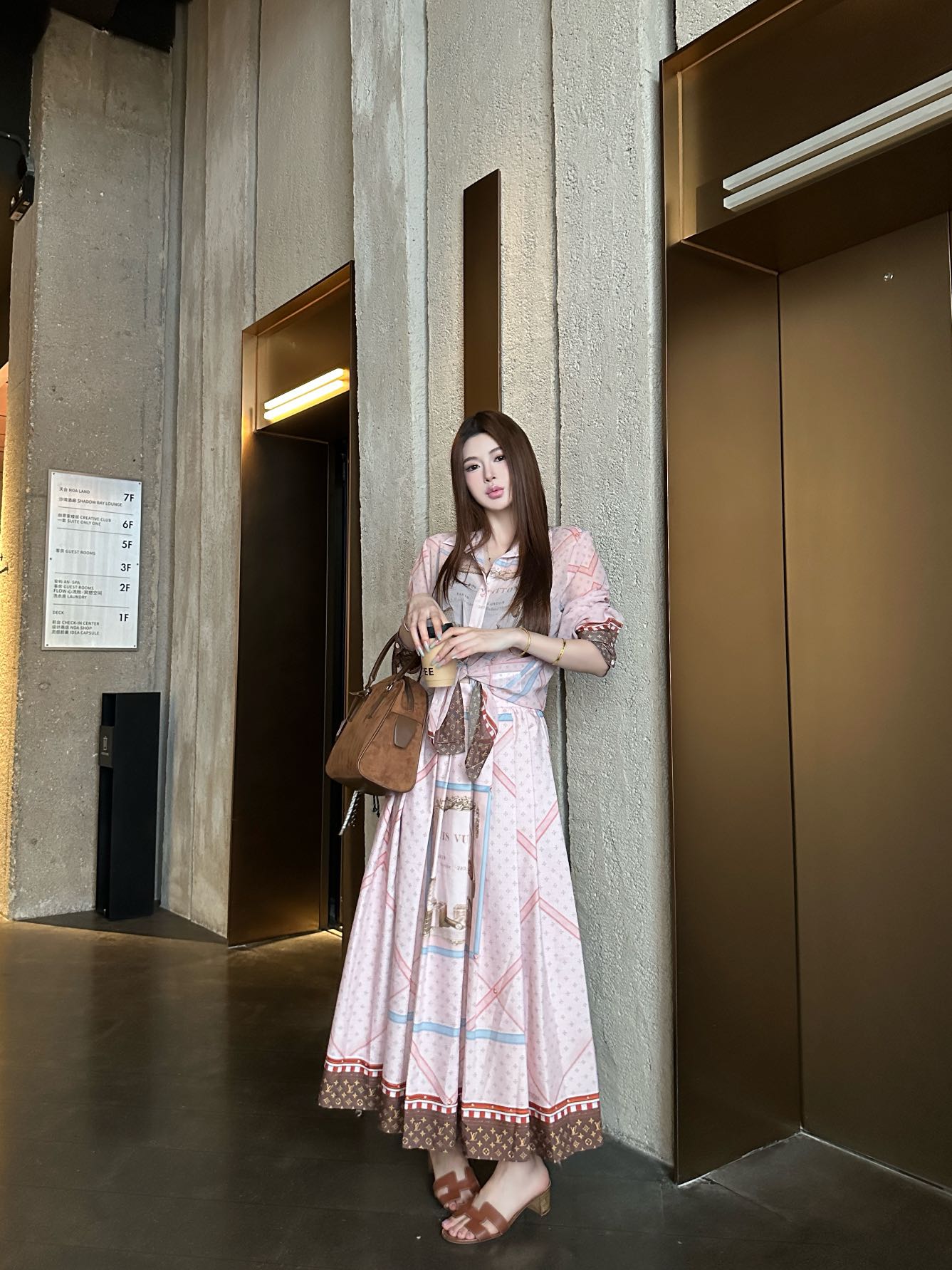 NO:776338,Model pictures,Louis Vuitton-clothing,louis vuitton,19860909模特图,路易威登-服装,louis vuitton,,Women's clothing