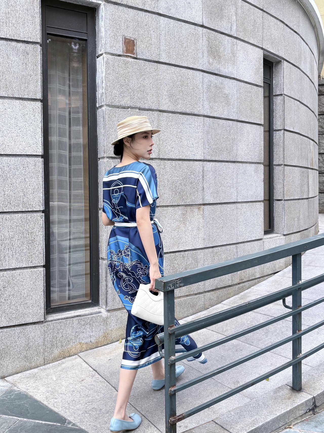 NO:794602,model pictures,,19860909模特图,,,Women's clothing