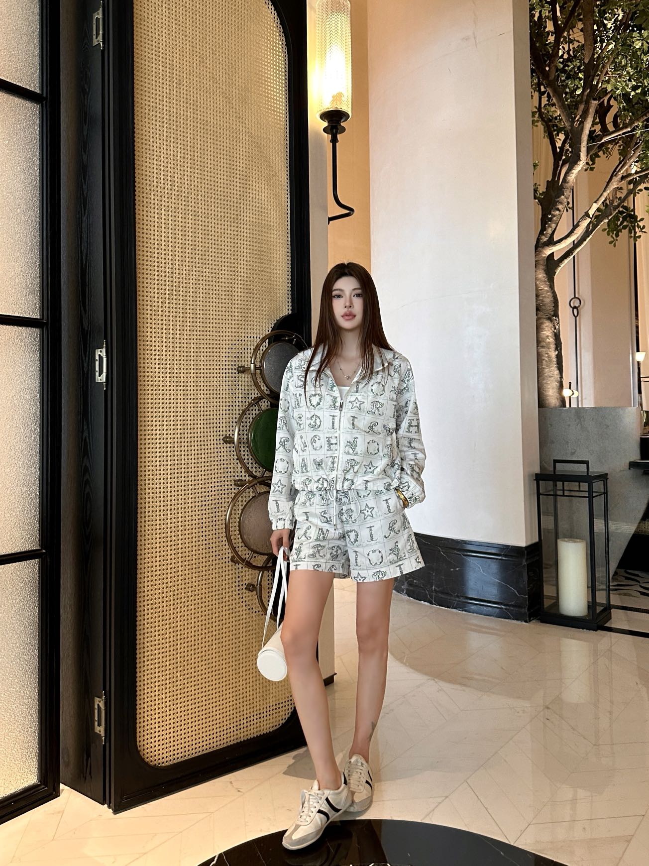 NO:777072,model pictures,,19860909模特图,,,Women's clothing