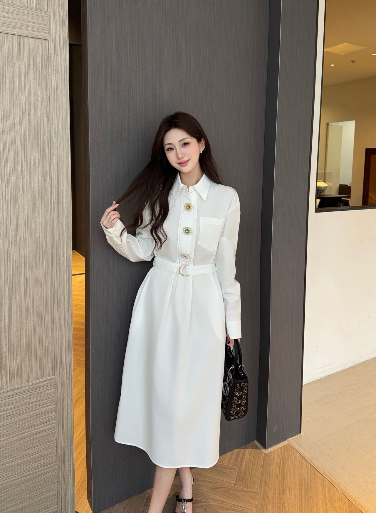 NO:778335,Model pictures,Louis Vuitton-clothing,louis vuitton,19860909模特图,路易威登-服装,louis vuitton,,Women's clothing