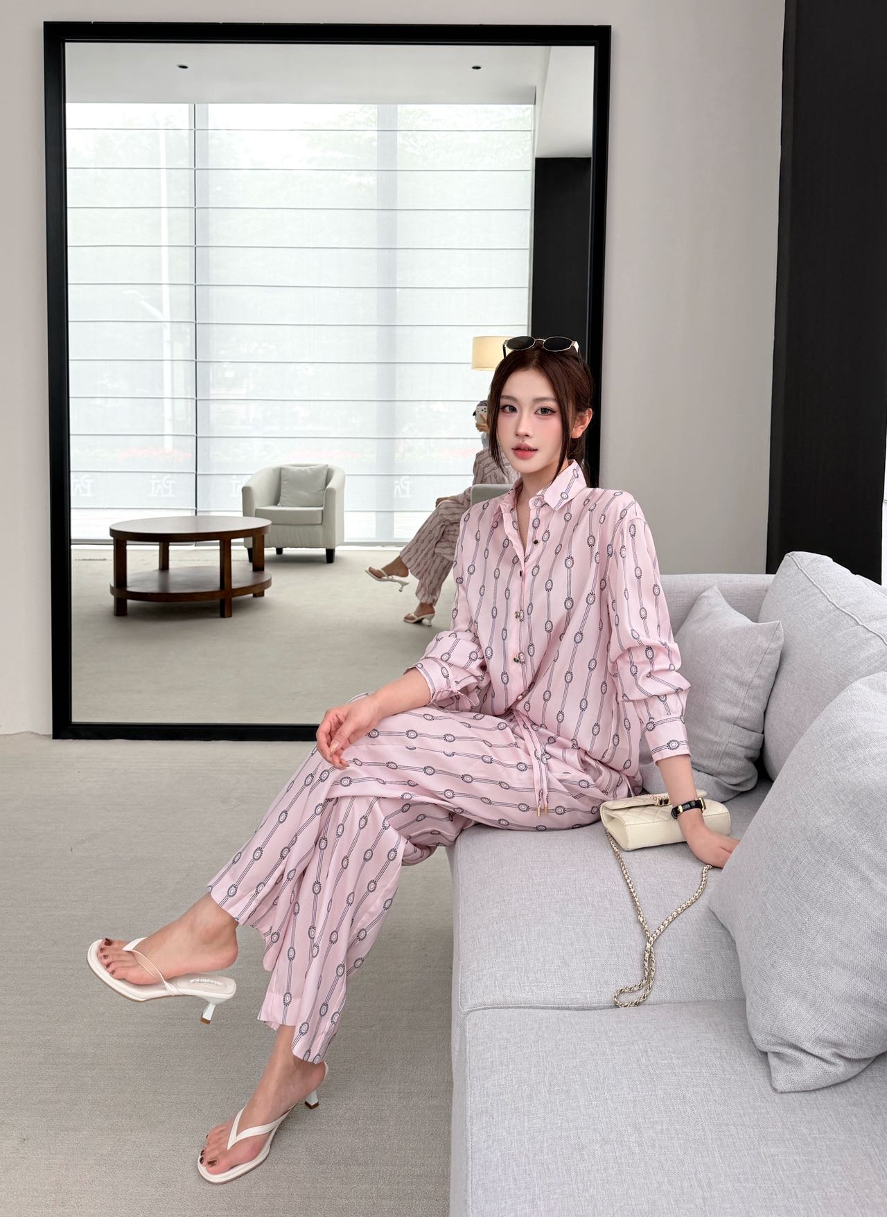 NO:778351,Model pictures,Louis Vuitton-clothing,louis vuitton,19860909模特图,路易威登-服装,louis vuitton,,Women's clothing