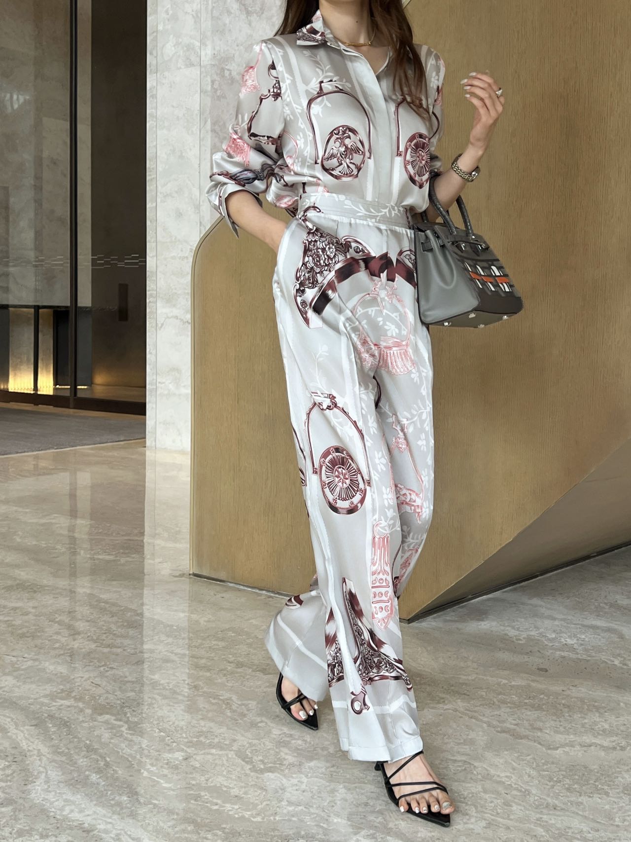NO:803456,model pictures,,19860909模特图,,,Women's clothing