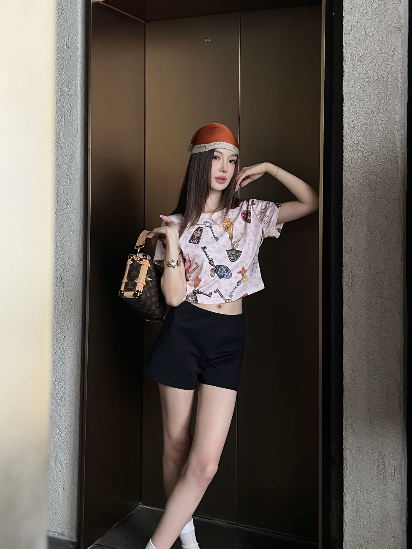 NO:808757,model pictures,,19860909模特图,,,Women's clothing