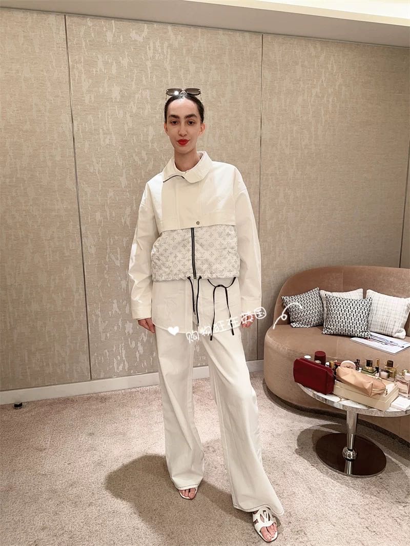 NO:808734,Purchasing upper body pictures,,19860909代购上身图,,,Women's clothing