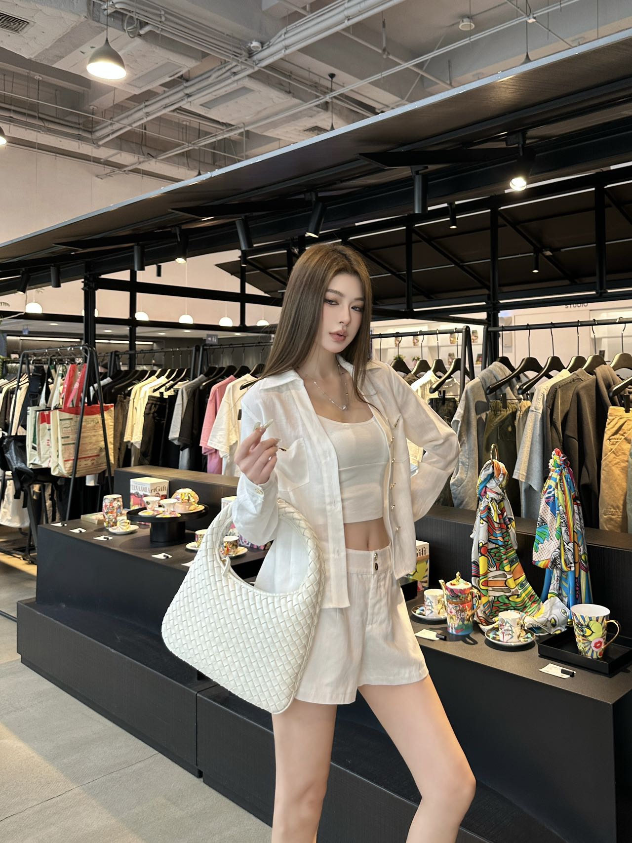 NO:825810,Model pictures,Louis Vuitton-clothing,louis vuitton,19860909模特图,路易威登-服装,louis vuitton,,Women's clothing