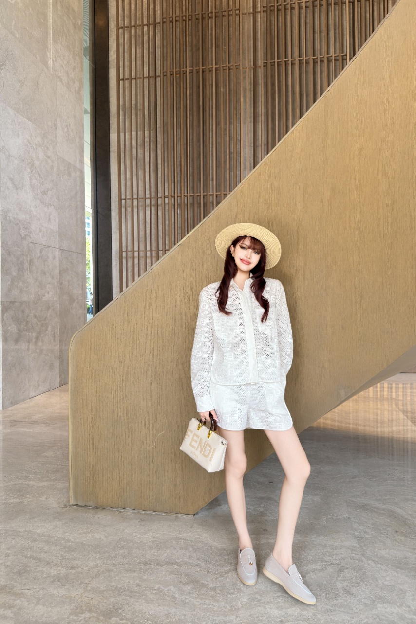 NO:878398,model pictures,,19860909模特图,,,Women's clothing
