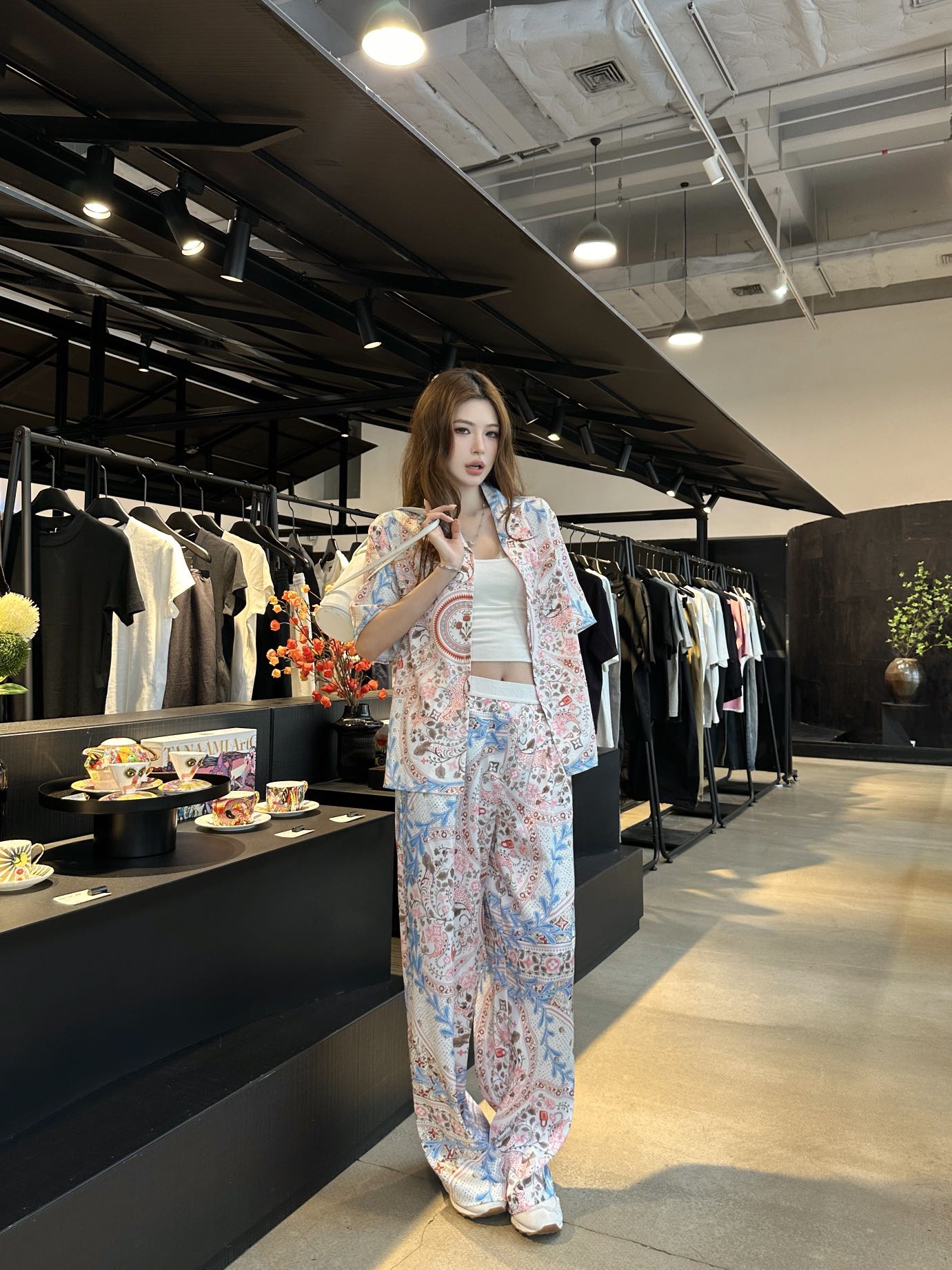 NO:878395,model pictures,,19860909模特图,,,Women's clothing