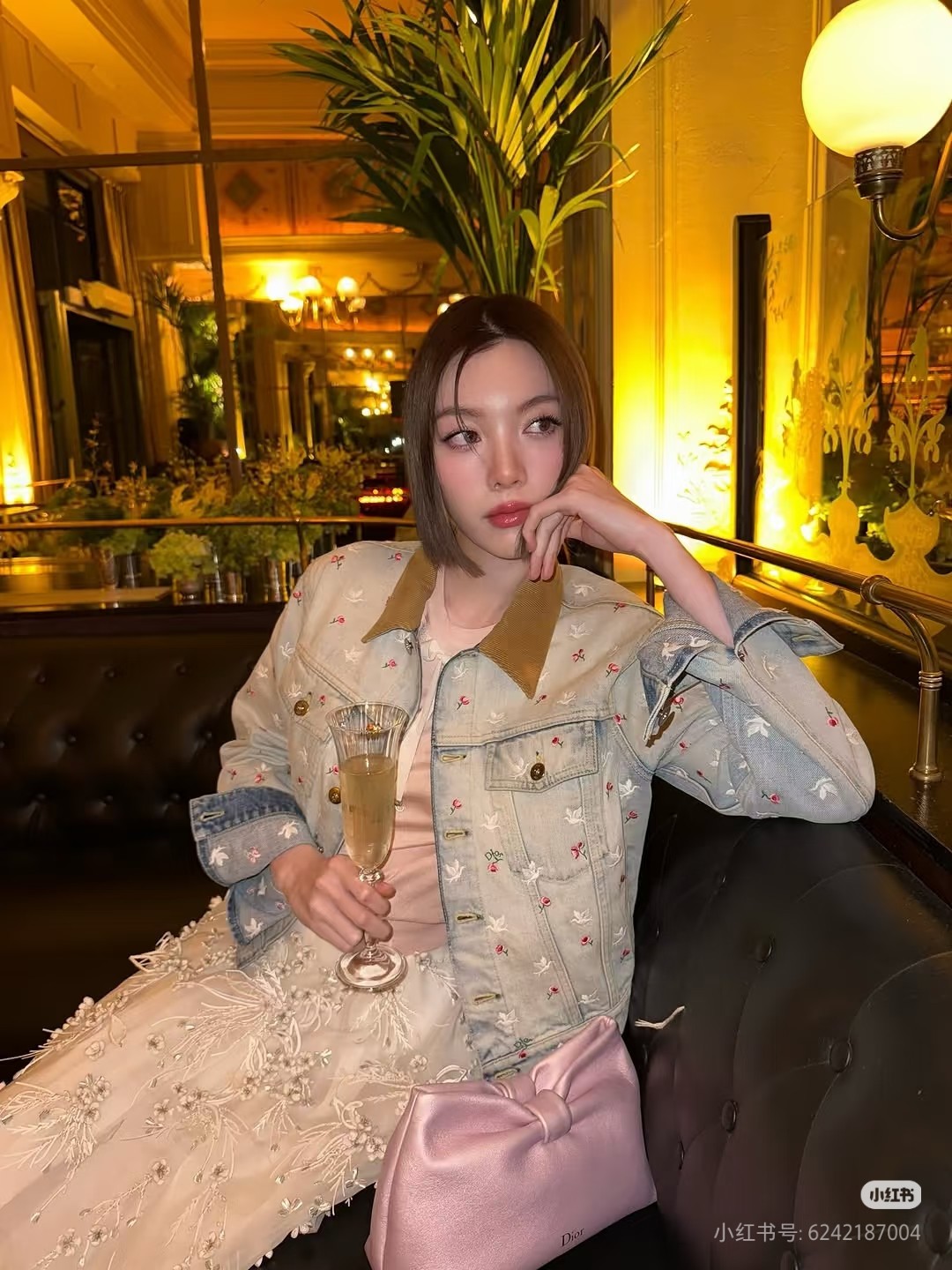 NO:892214,Same style as celebrities,,19860909明星同款,,,Women's clothing