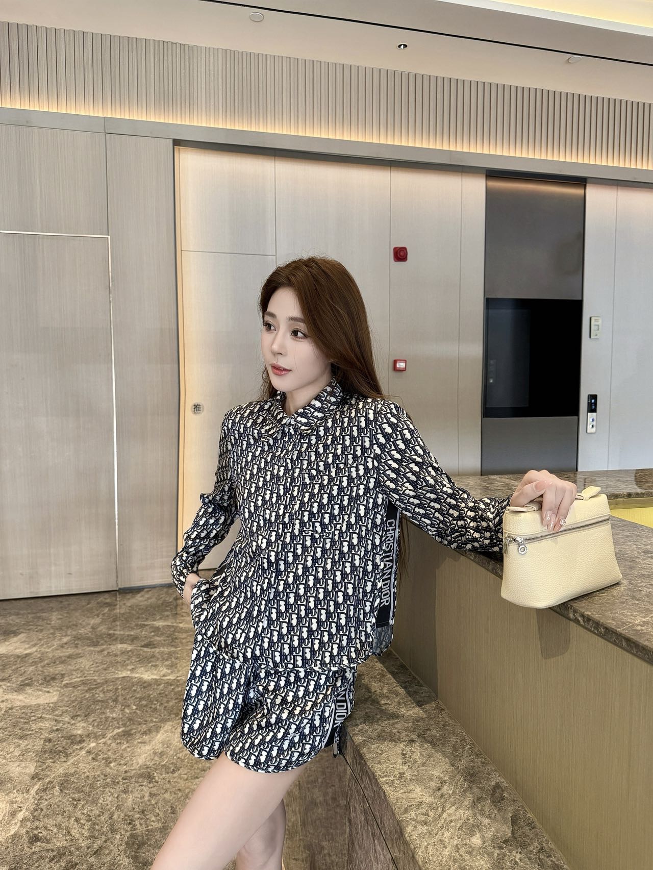 NO:892964,model pictures,,19860909模特图,,,Women's clothing
