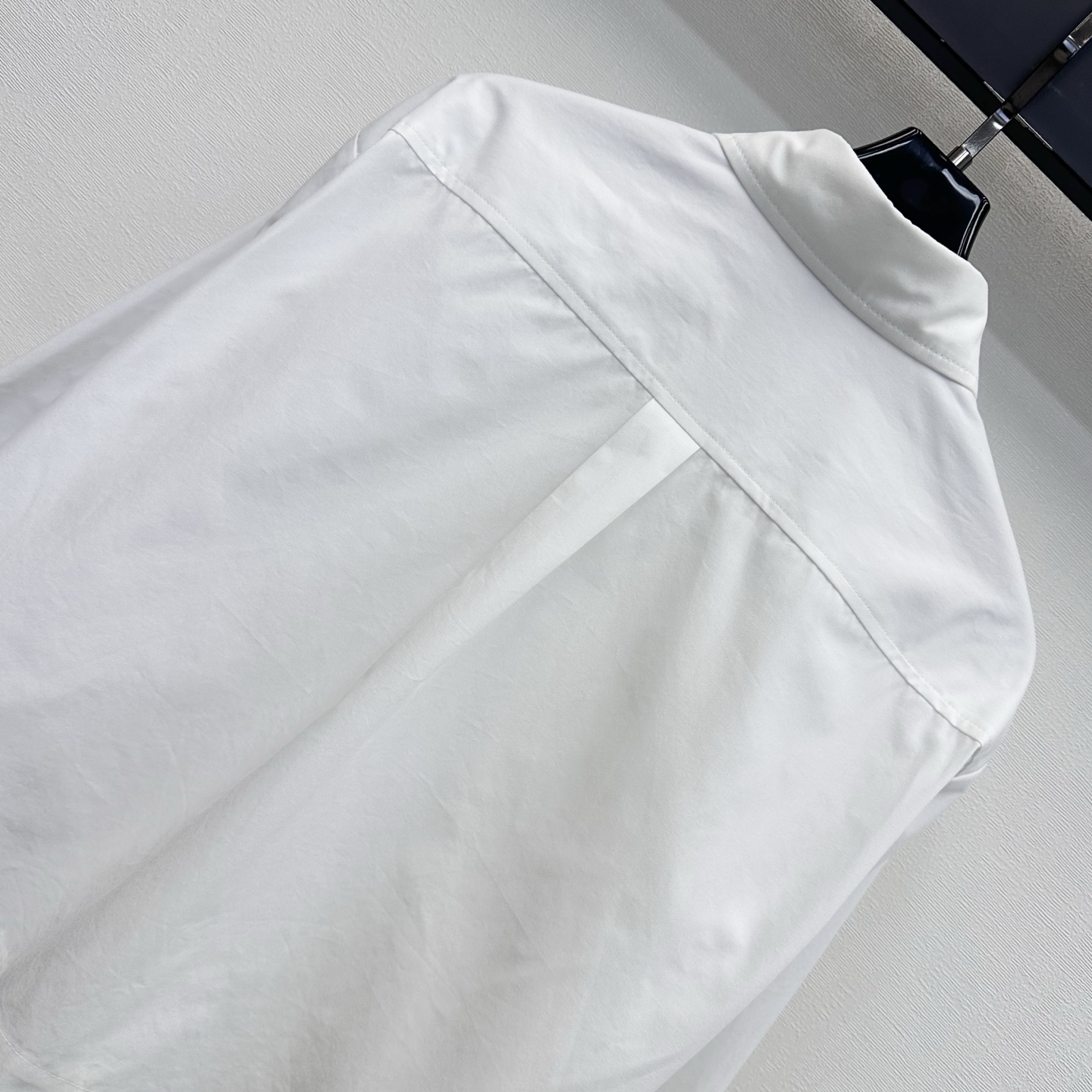 루이비통 여성 셔츠 135442 Louis Vuitton Shirt 썸네일 이미지