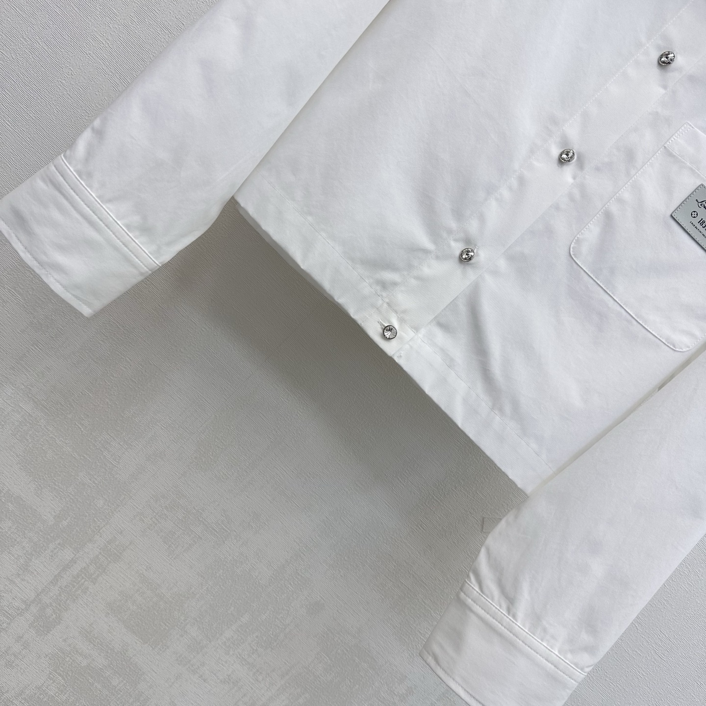 루이비통 여성 셔츠 135442 Louis Vuitton Shirt 썸네일 이미지