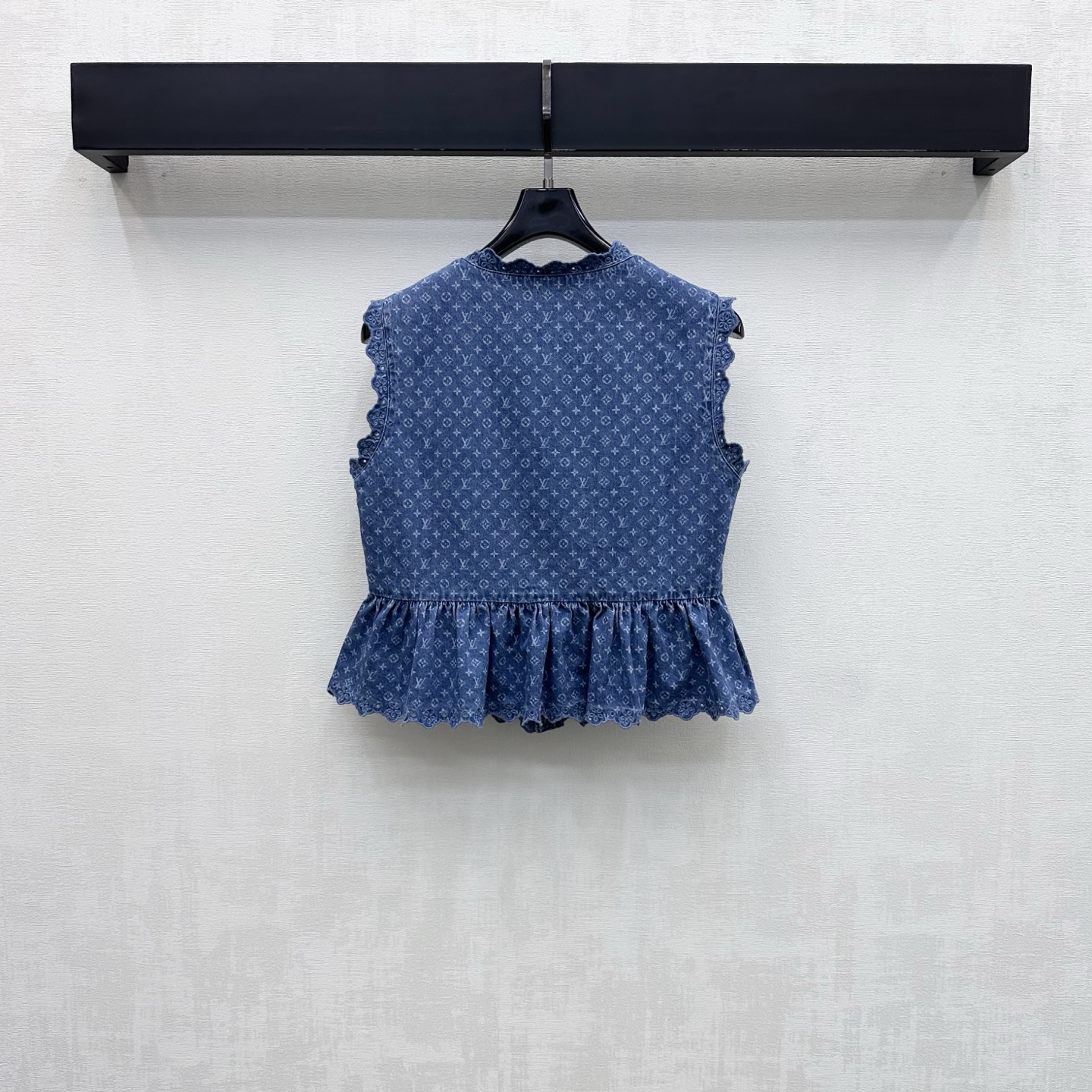 louis vuitton ruffle hem denim top
