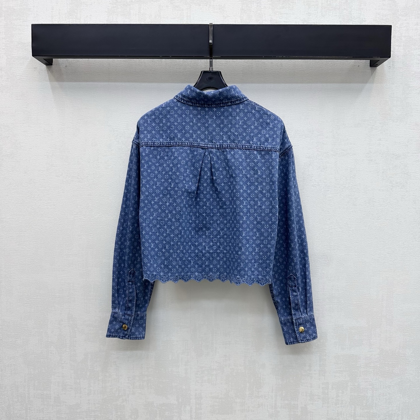 louis vuitton monogram denim cropped shirt
