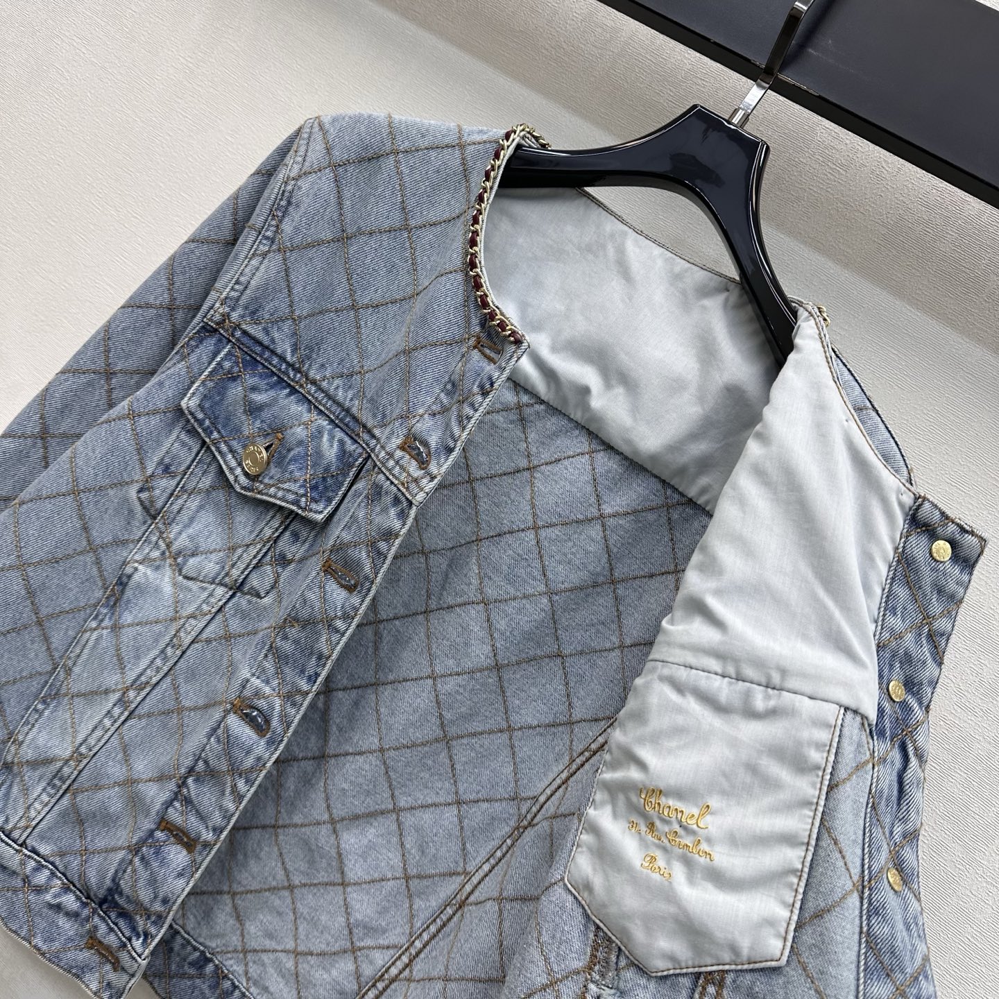 Chanel Diamond Stitch Chain Trim Cropped Jacket