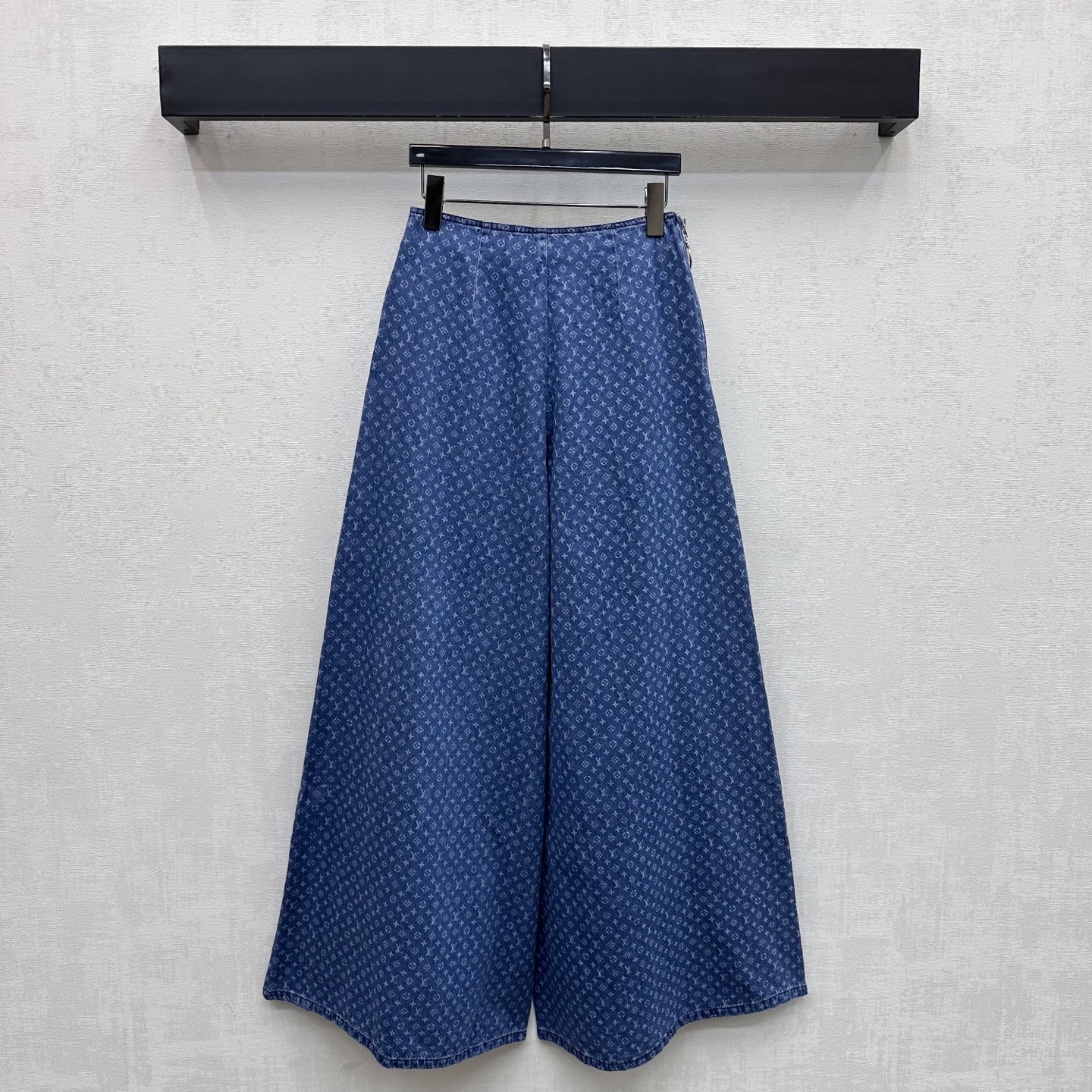 louis vuitton monogram jacquard flared pants
