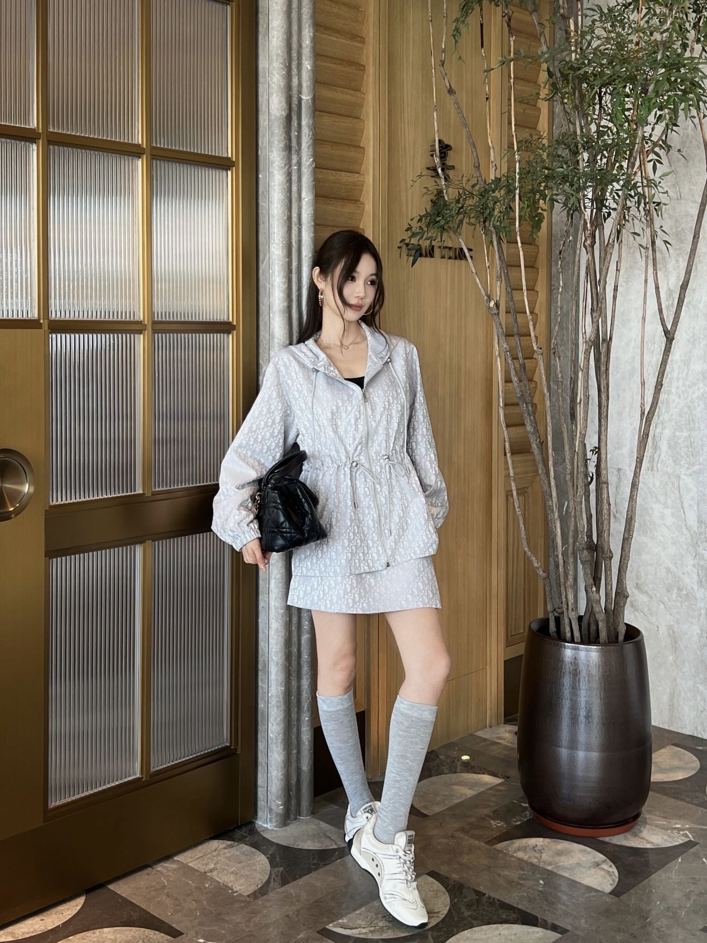 NO:953186,model pictures,,19860909模特图,,,Women's clothing
