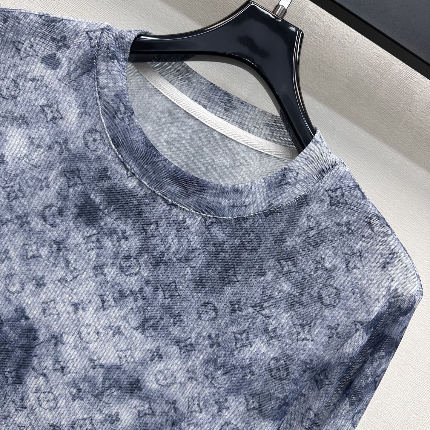 louis vuitton tie dye mesh long sleeved top