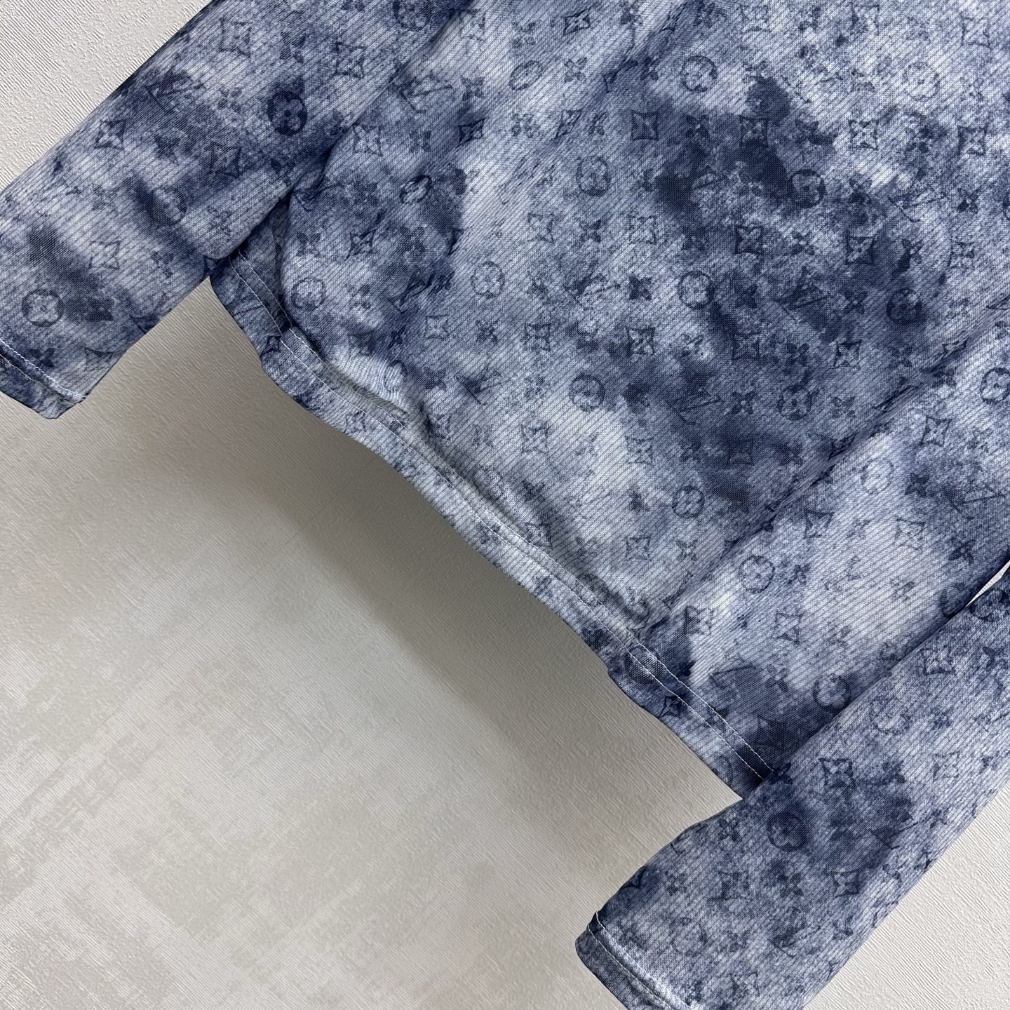 louis vuitton tie dye mesh long sleeved top