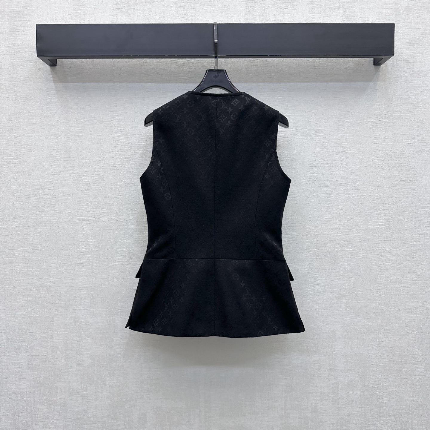louis vuitton monogram jacquard fitted vest