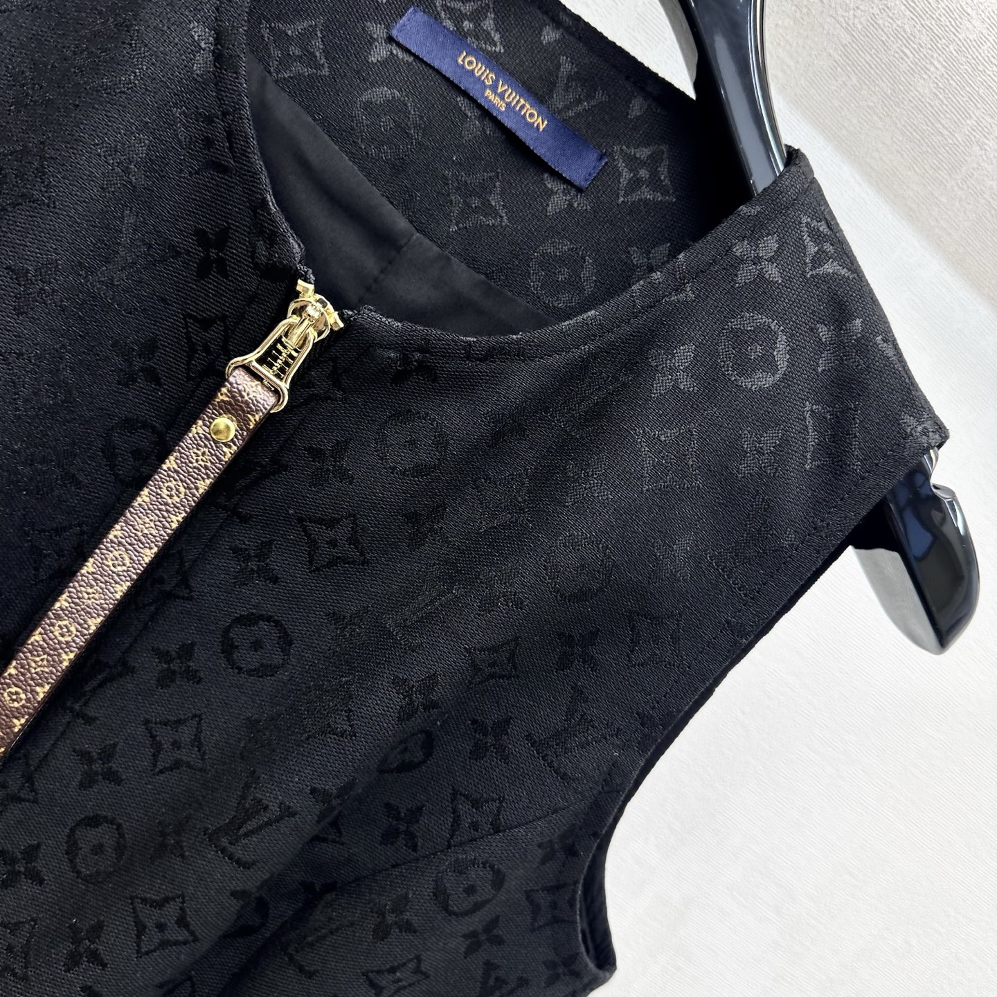 louis vuitton monogram jacquard fitted vest