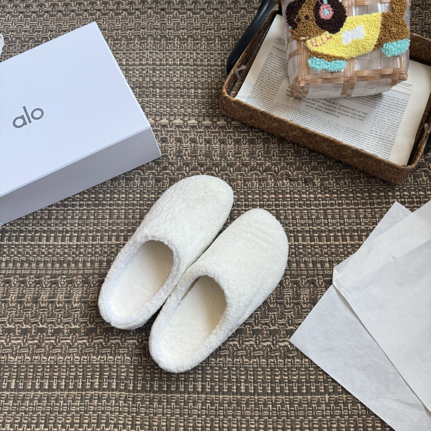 NO:547123,Alo Baotou drag white details, fur shoes19860909alo包头拖白色细节,毛毛鞋,Women's Shoes