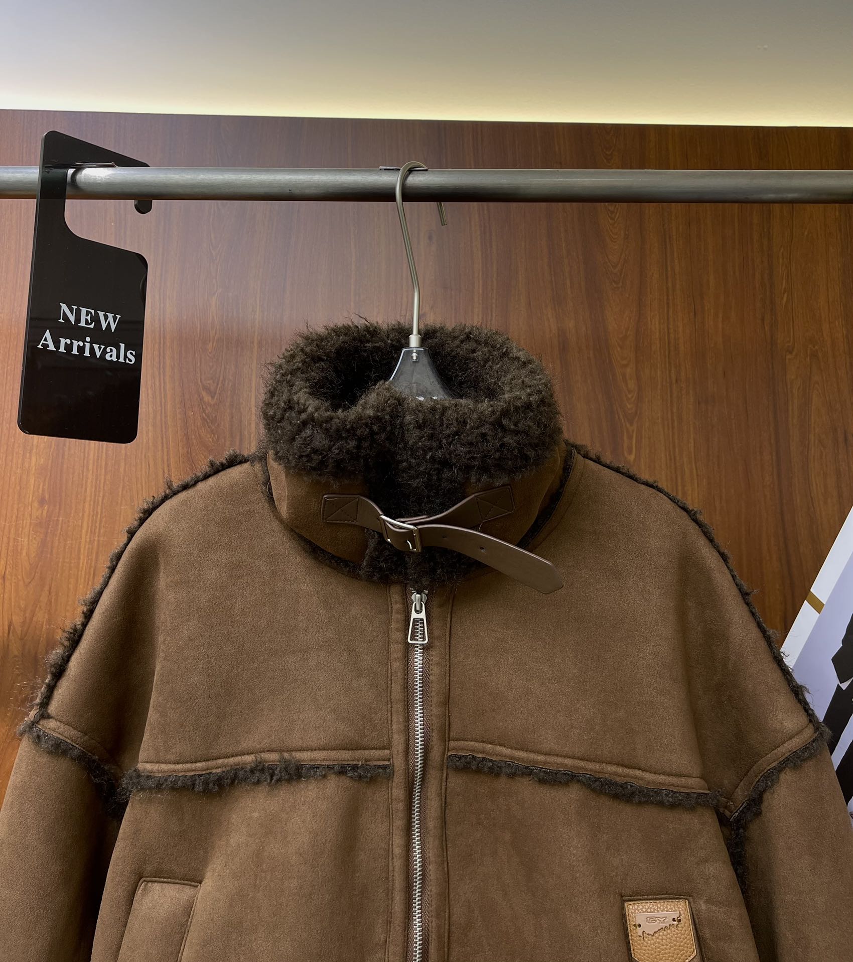 High-End Women’s Suits: LV Inspired Styles for Autumn and Winter Comfort - 图片 5