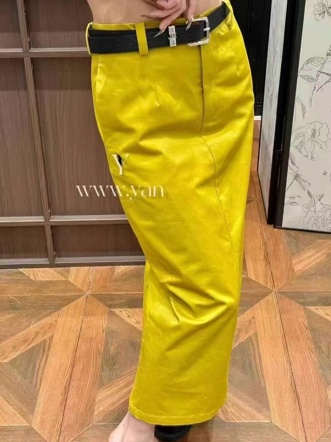 Stylish High-Quality Women’s Outfit with Modon-Simplified Cowboy Half-Dress and High Waist Effect - 图片 5