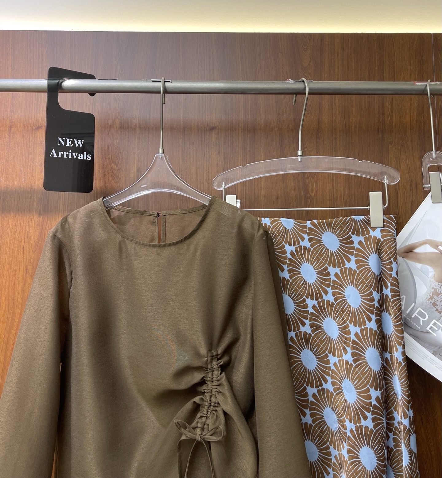 High-Quality Women’s Clothes: Innovative Designs by Packing Masters for Fashionable Style - 图片 3