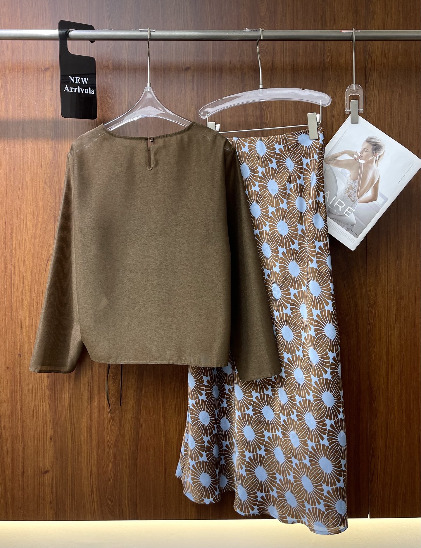 High-Quality Women’s Clothes: Innovative Designs by Packing Masters for Fashionable Style - 图片 6