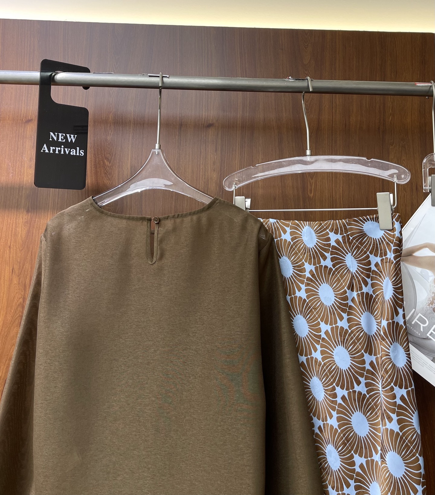 High-Quality Women’s Clothes: Innovative Designs by Packing Masters for Fashionable Style - 图片 7