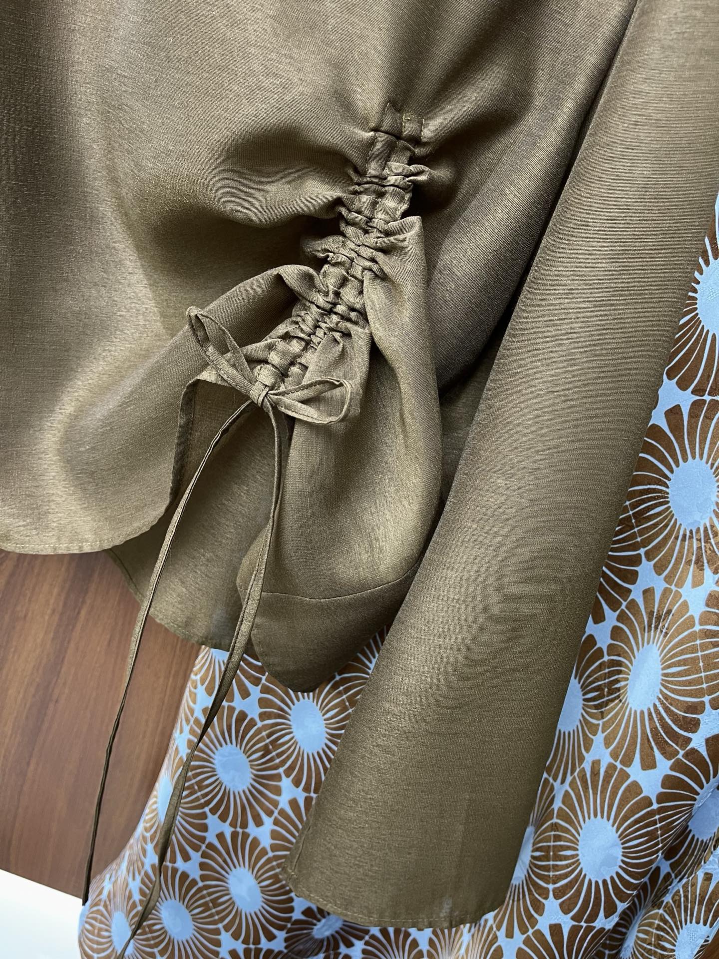 High-Quality Women’s Clothes: Innovative Designs by Packing Masters for Fashionable Style - 图片 8