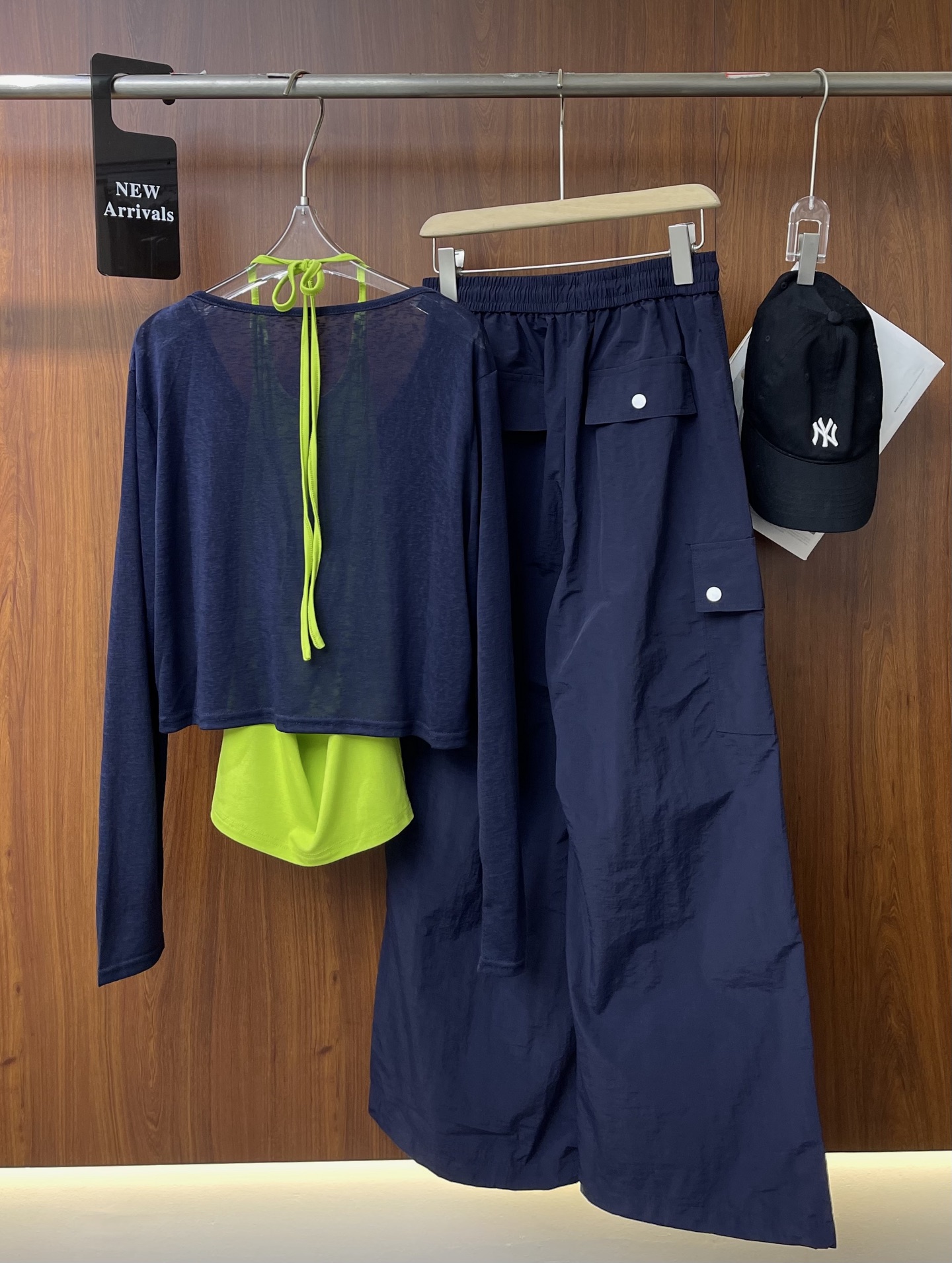 High-End Women’s Outfits: Aerobics and Air Belts for P-Packing Family - 图片 9
