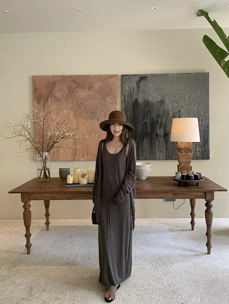 High-End Quality Women’s Clothing: Comfortable and Stylish Daily Commuter Wear in Grey/Tan – Sizes SMLXL - 图片 6