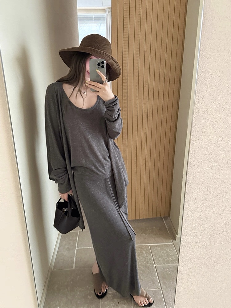 High-End Quality Women’s Clothing: Comfortable and Stylish Daily Commuter Wear in Grey/Tan – Sizes SMLXL - 图片 2