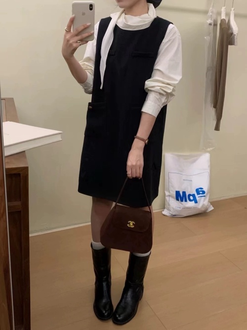 Elegant French Style Sleeveless Dress - Classic & Comfortable Design 1 Elegant French Style Sleeveless Dress - Classic & Comfortable Design