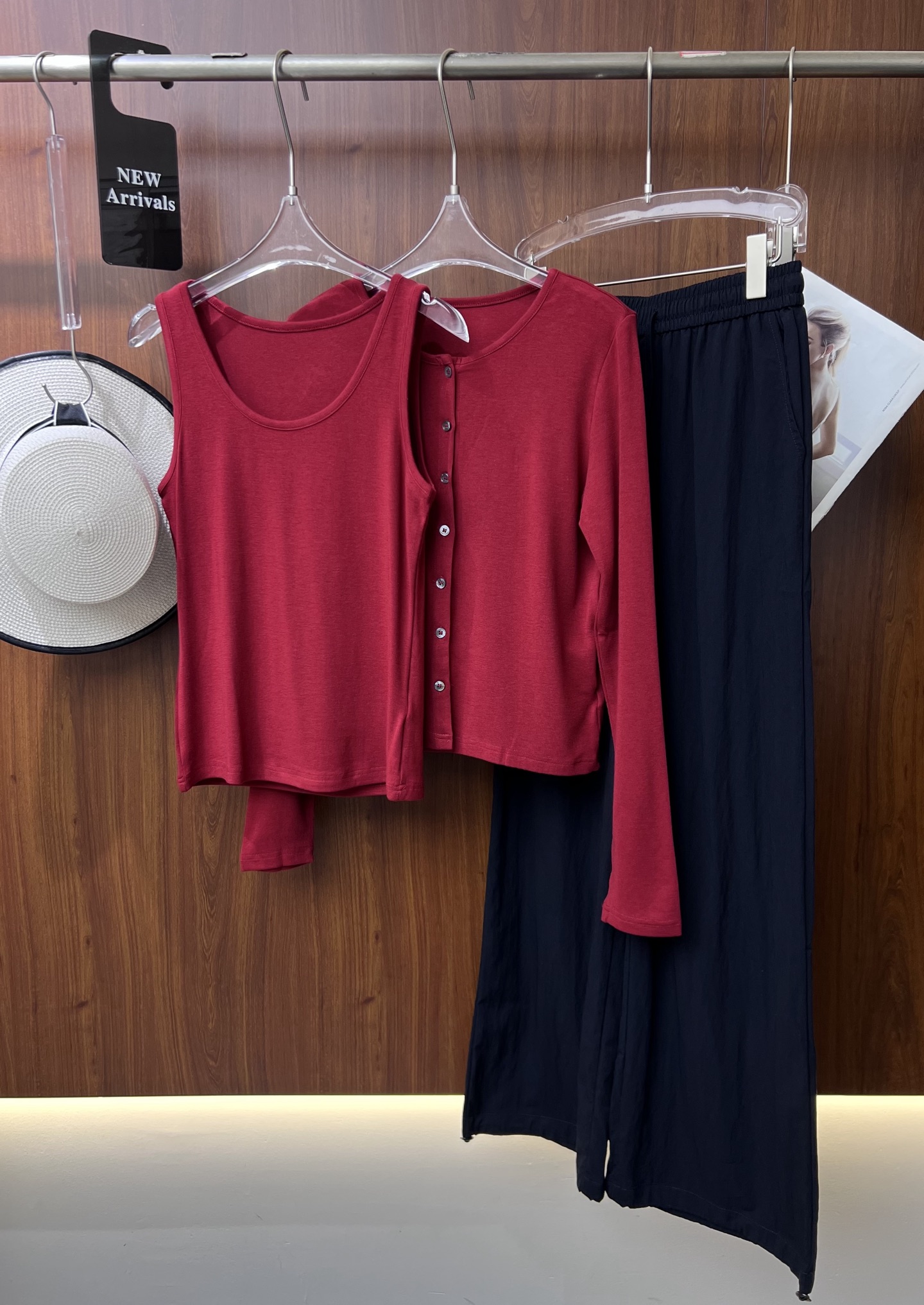 High-End Women’s Coats with YSL Jackets, Vests, and Pants: Acupuncture-Styled H-Styles for All Sizes - 图片 5